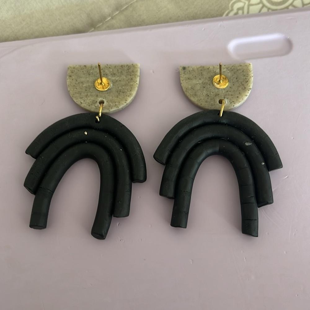 Black Clay Handmade Earrings - Picture 2 of 2